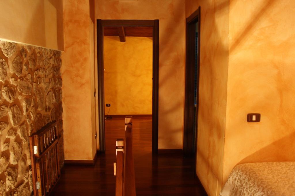 פונדי Bed And Breakfast Mblo מראה חיצוני תמונה