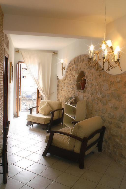 פונדי Bed And Breakfast Mblo מראה חיצוני תמונה
